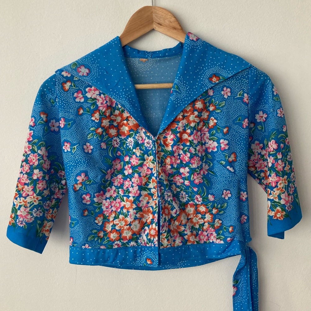 COPY - Vintage Homemade crop tie top